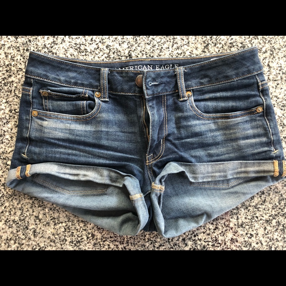 American Eagle Shortie shorts